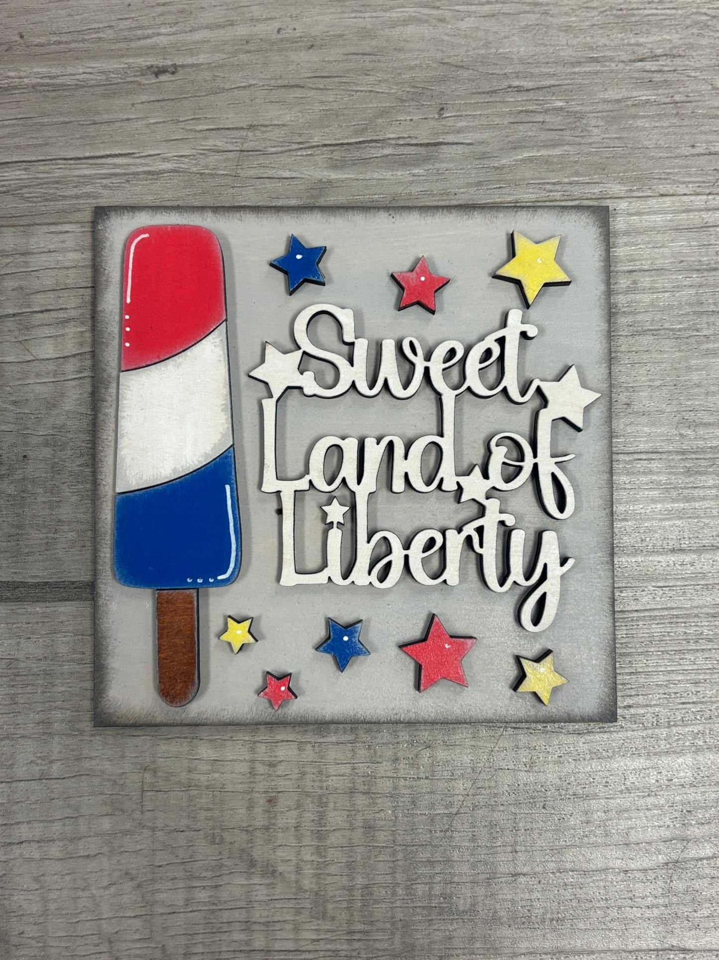 Patriotic July 4th square inserts