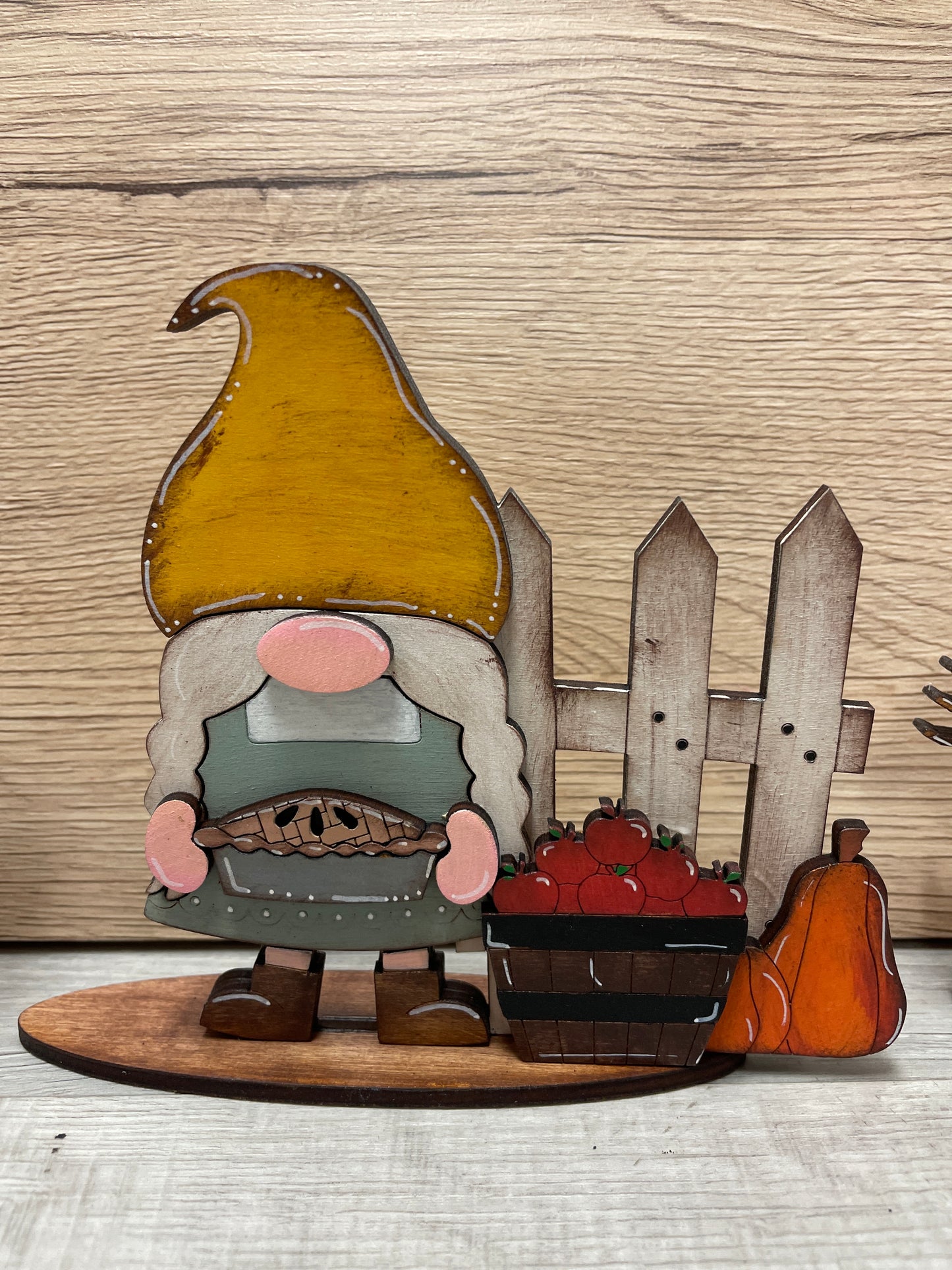 Mini fall gnomes