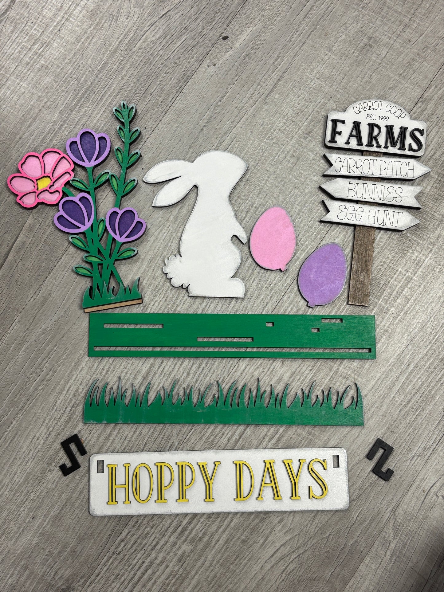 Hoppy Easter insert set for wagon/shelf