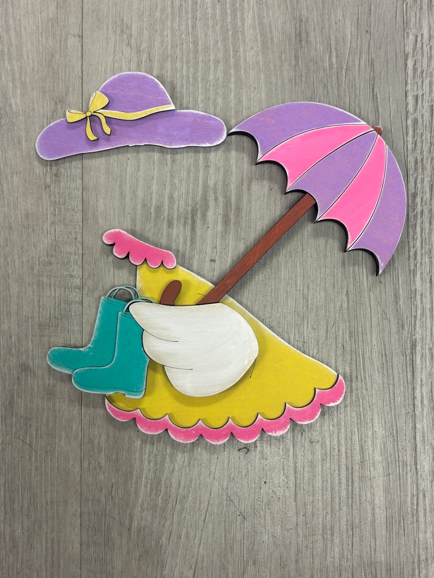 Interchangeable goose door hanger