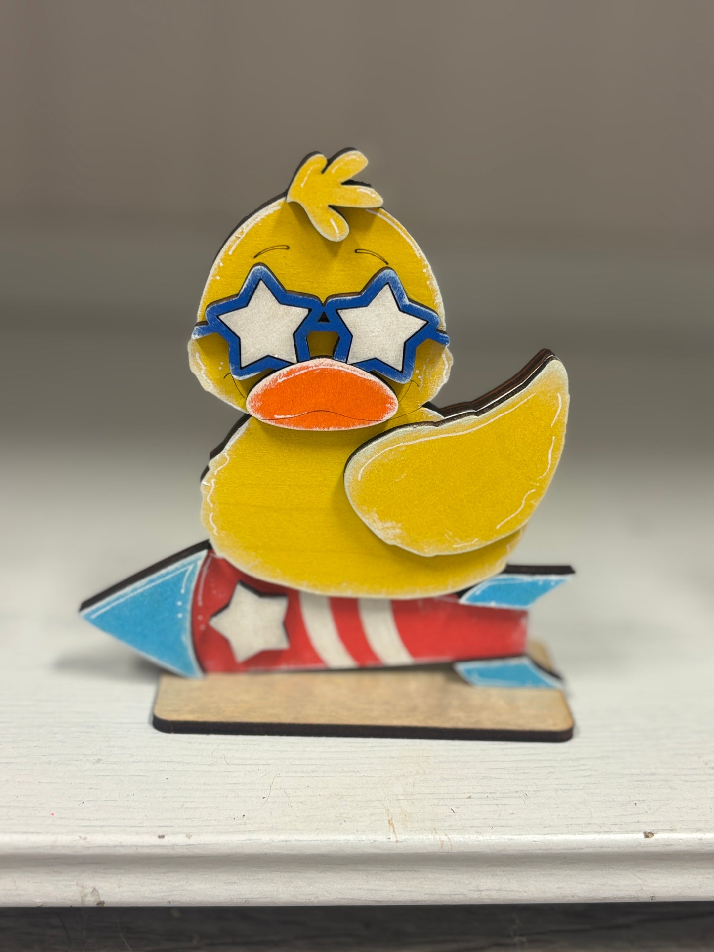 Mini standing patriotic ducks
