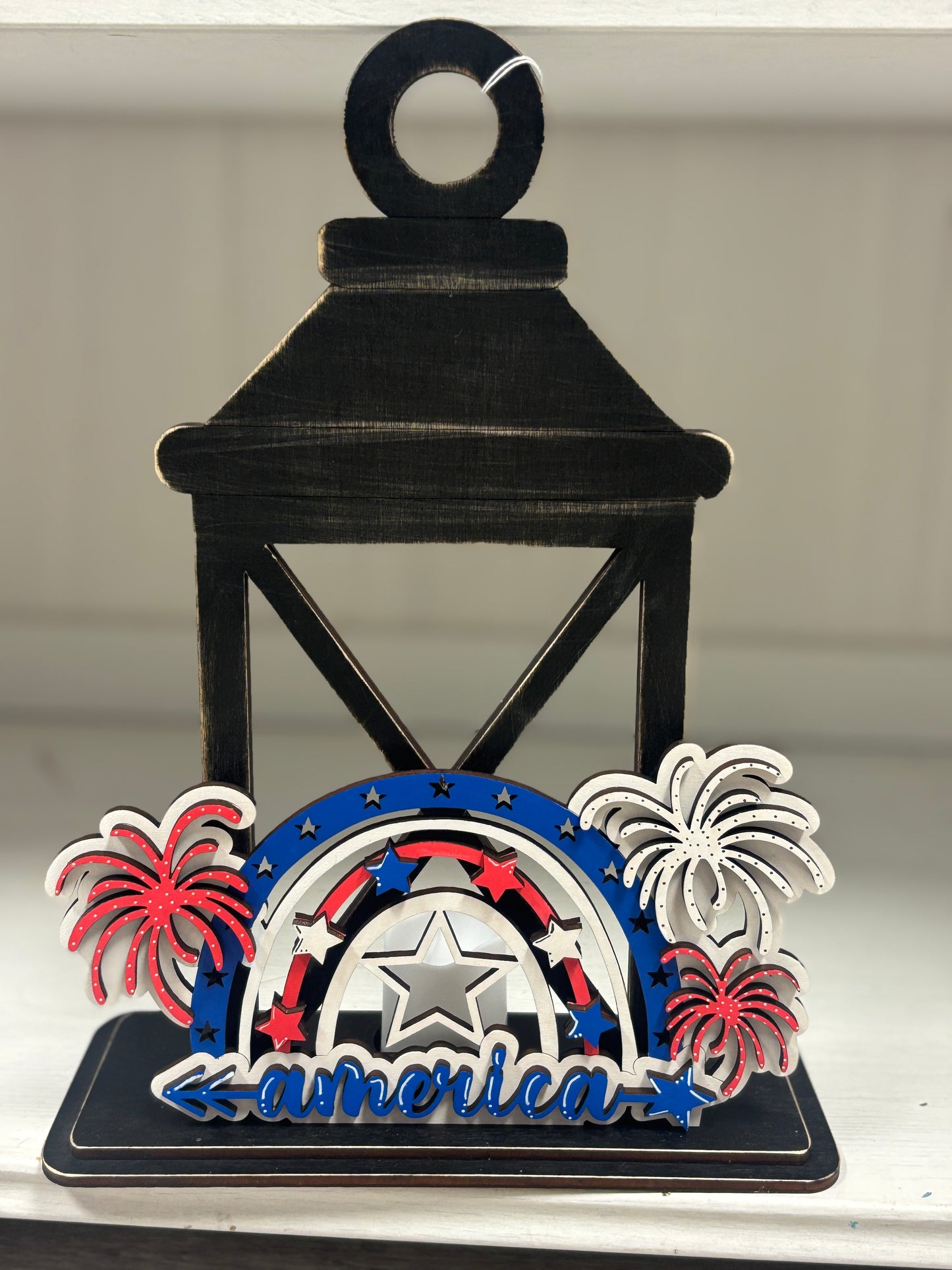 Lantern with candle (battery operated) with interchangeable inserts