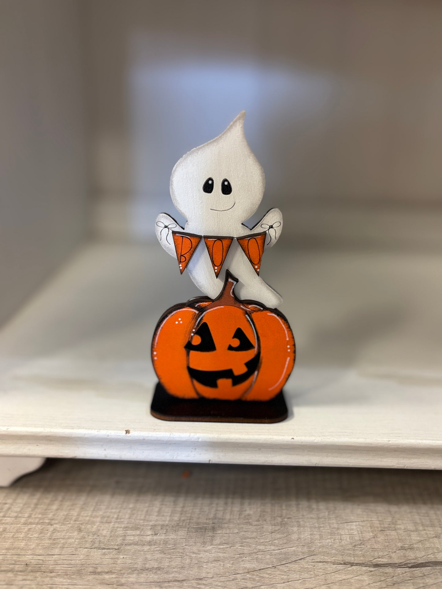 Mini standing Halloween ghosts