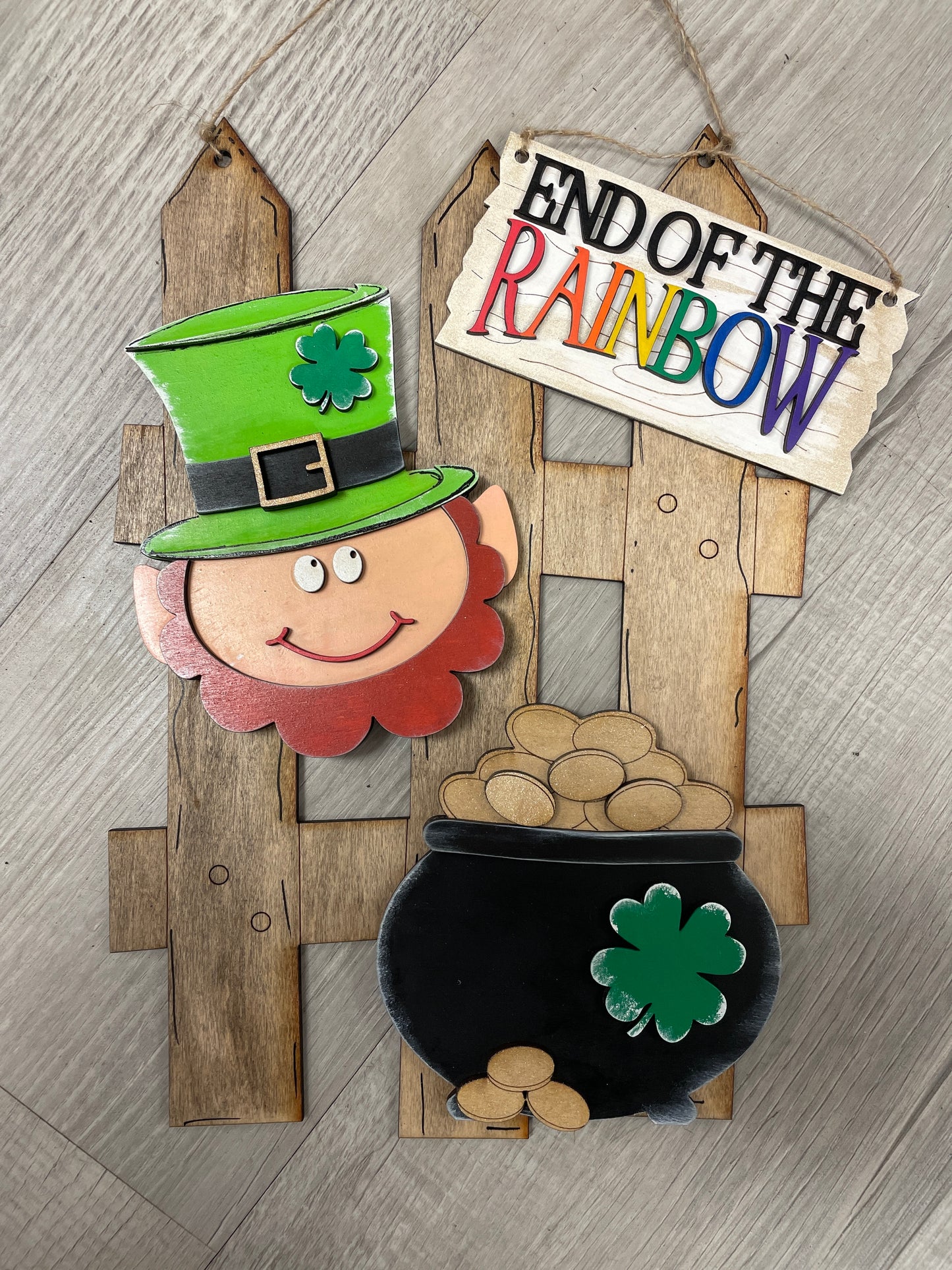 St. Patrick’s day pot of gold fence set