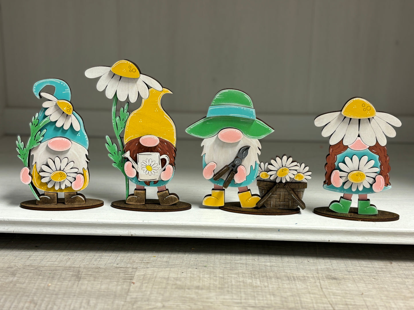 Mini daisy gnomes