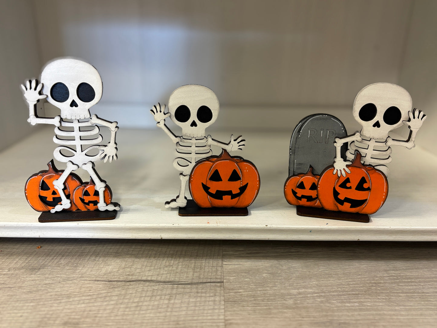 Mini standing skeletons