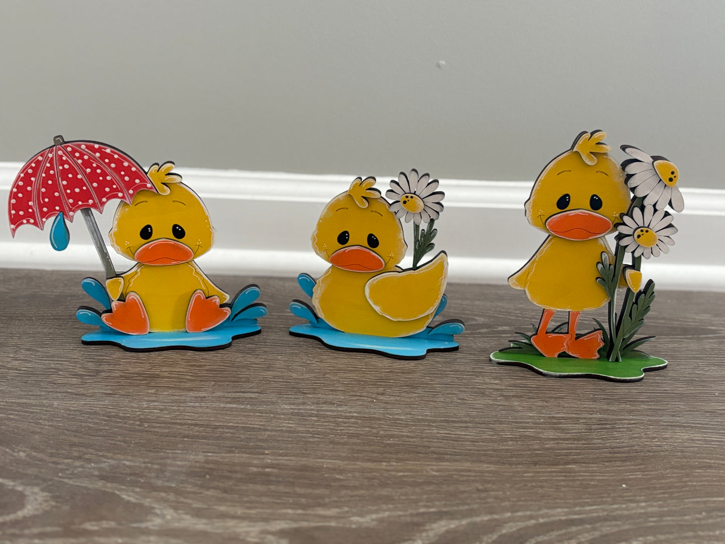 Mini standing spring ducks