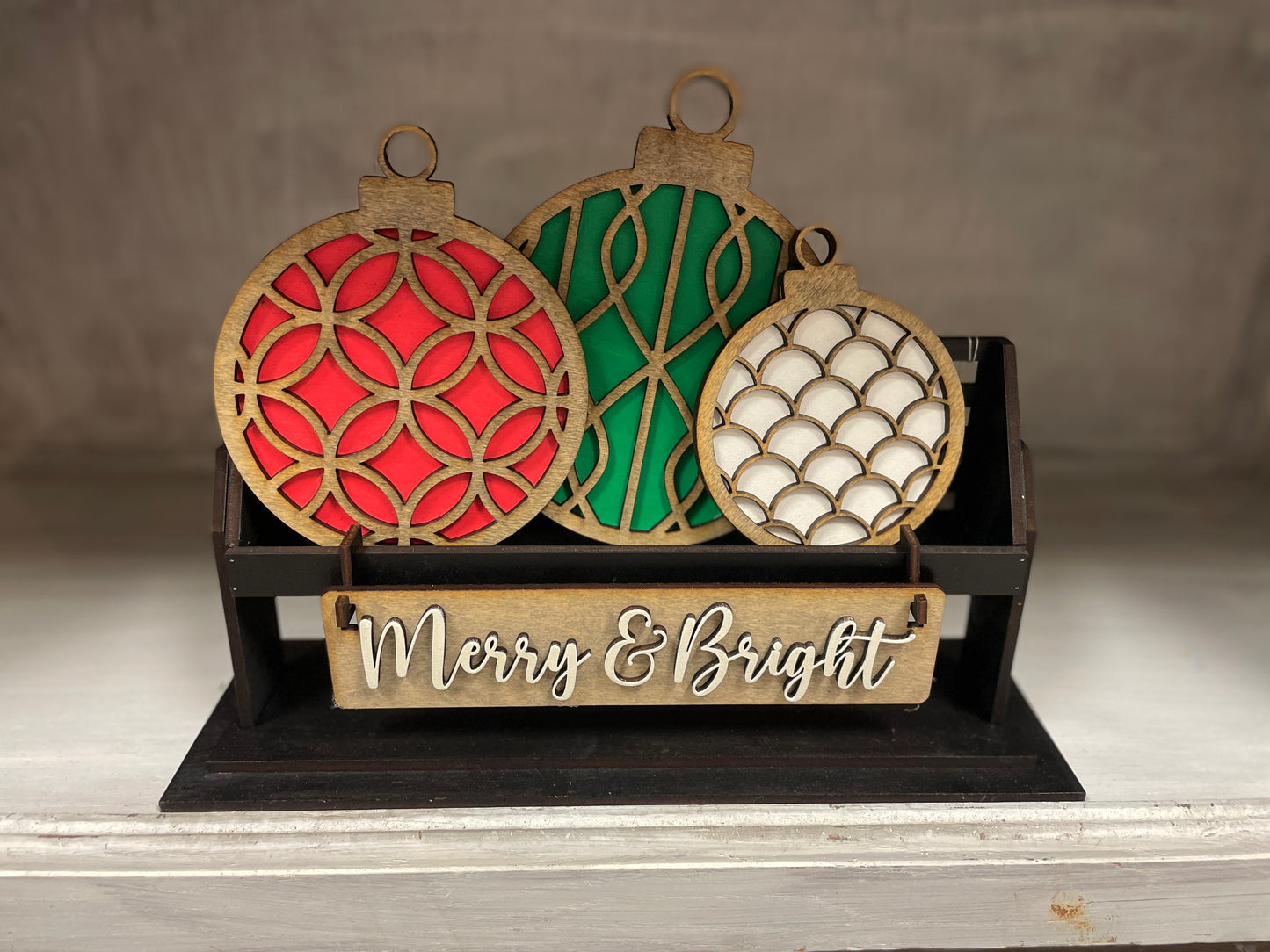 Merry & Bright interchangeable wagon/shelf insert set
