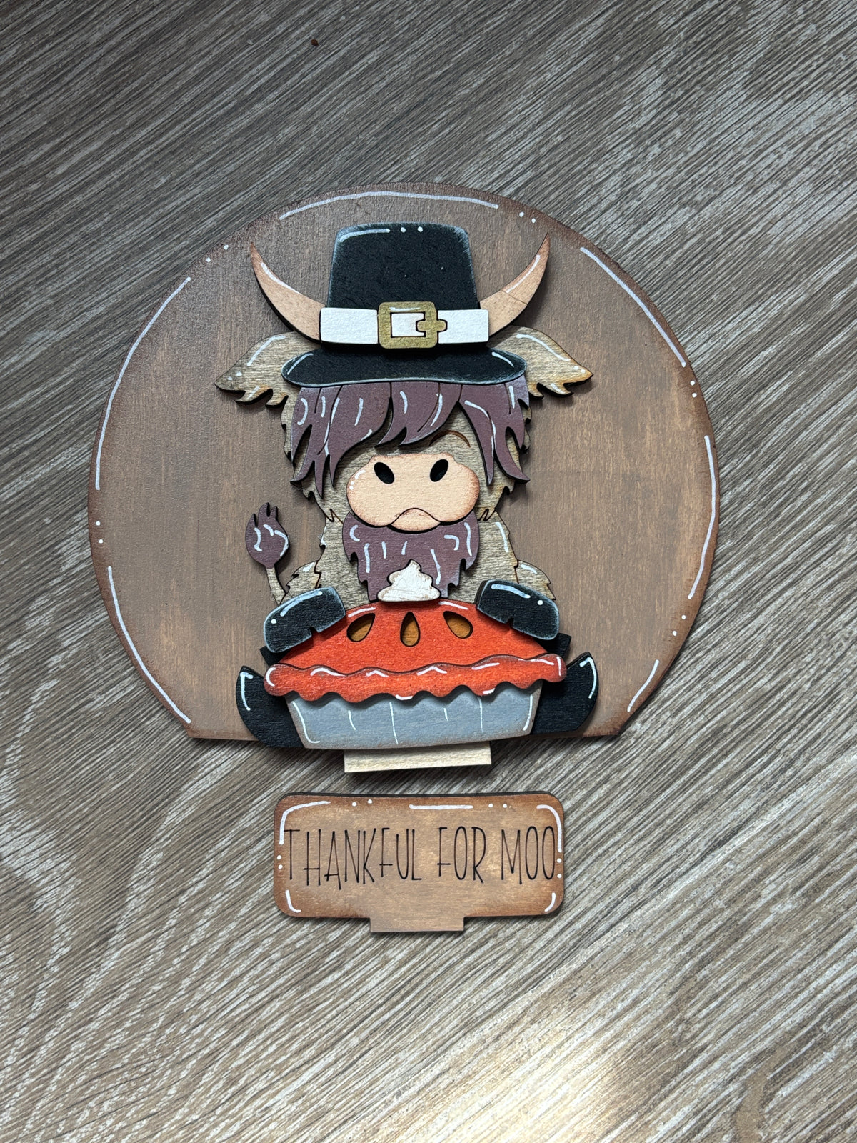 Interchangeable snow globe and inserts (sold separately)