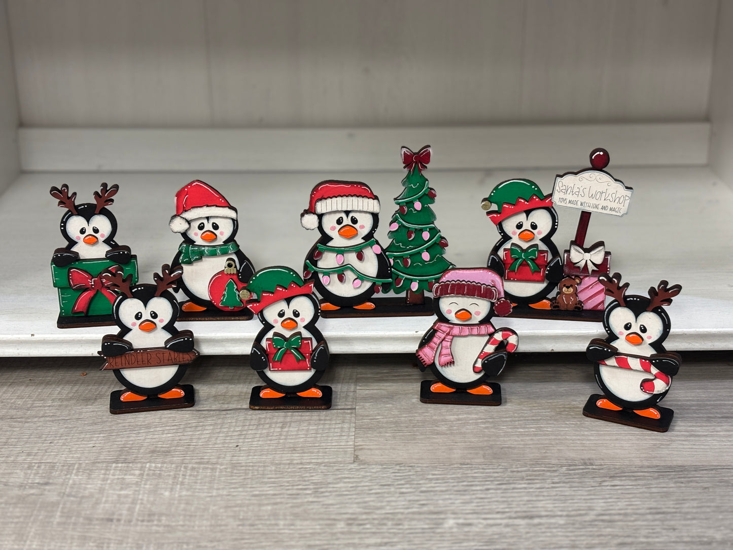 Standing Christmas penguins