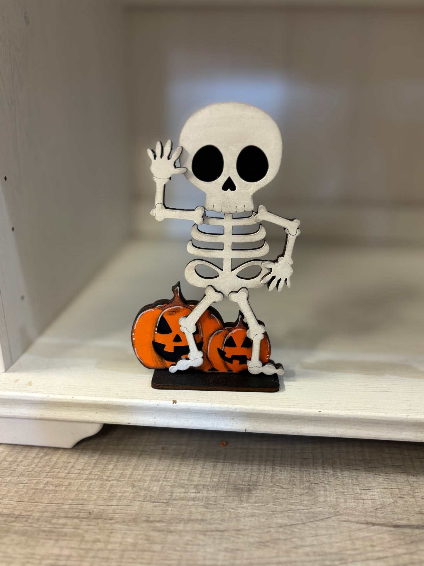 Mini standing skeletons