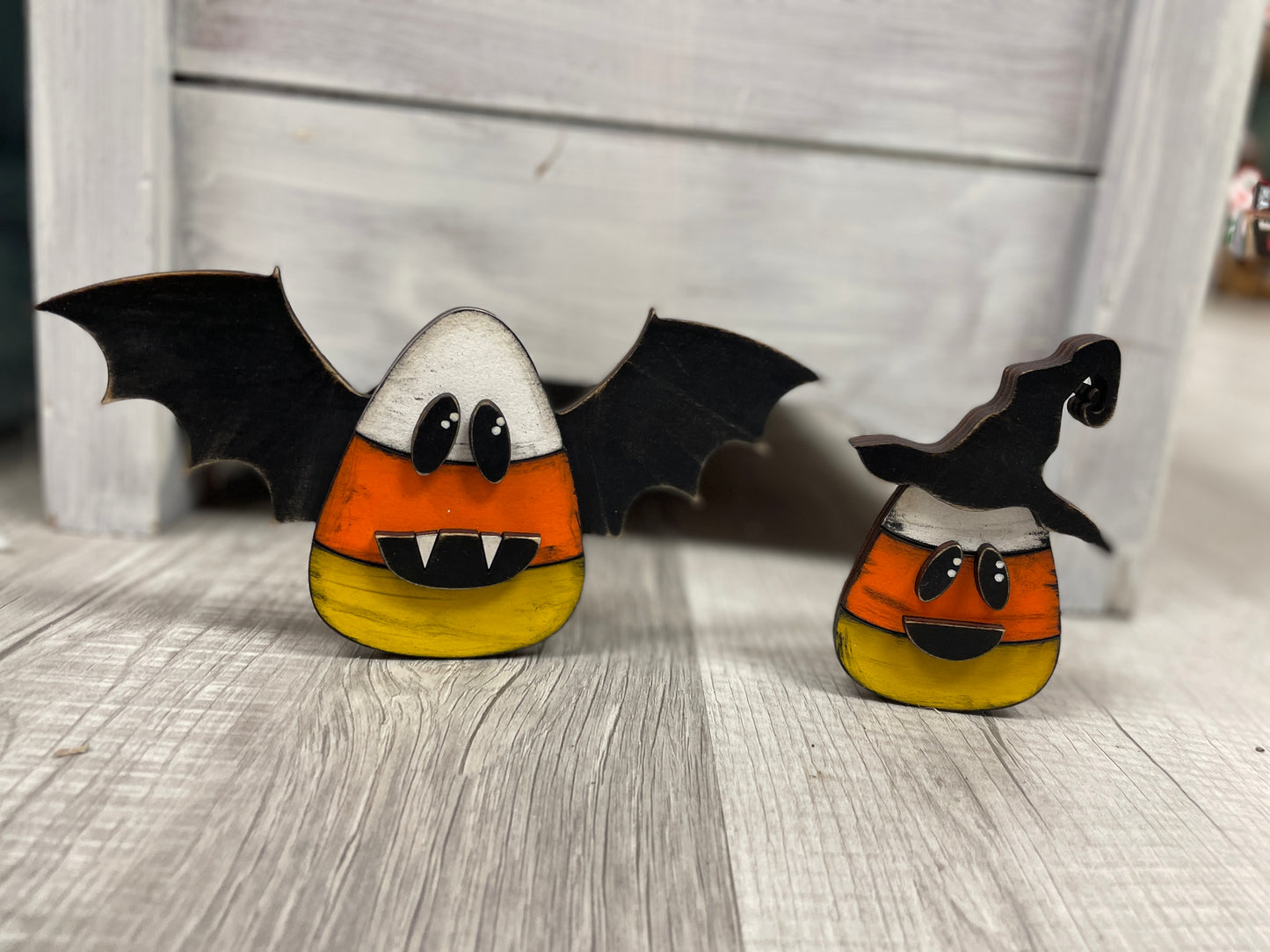 Mini standing candy corn
