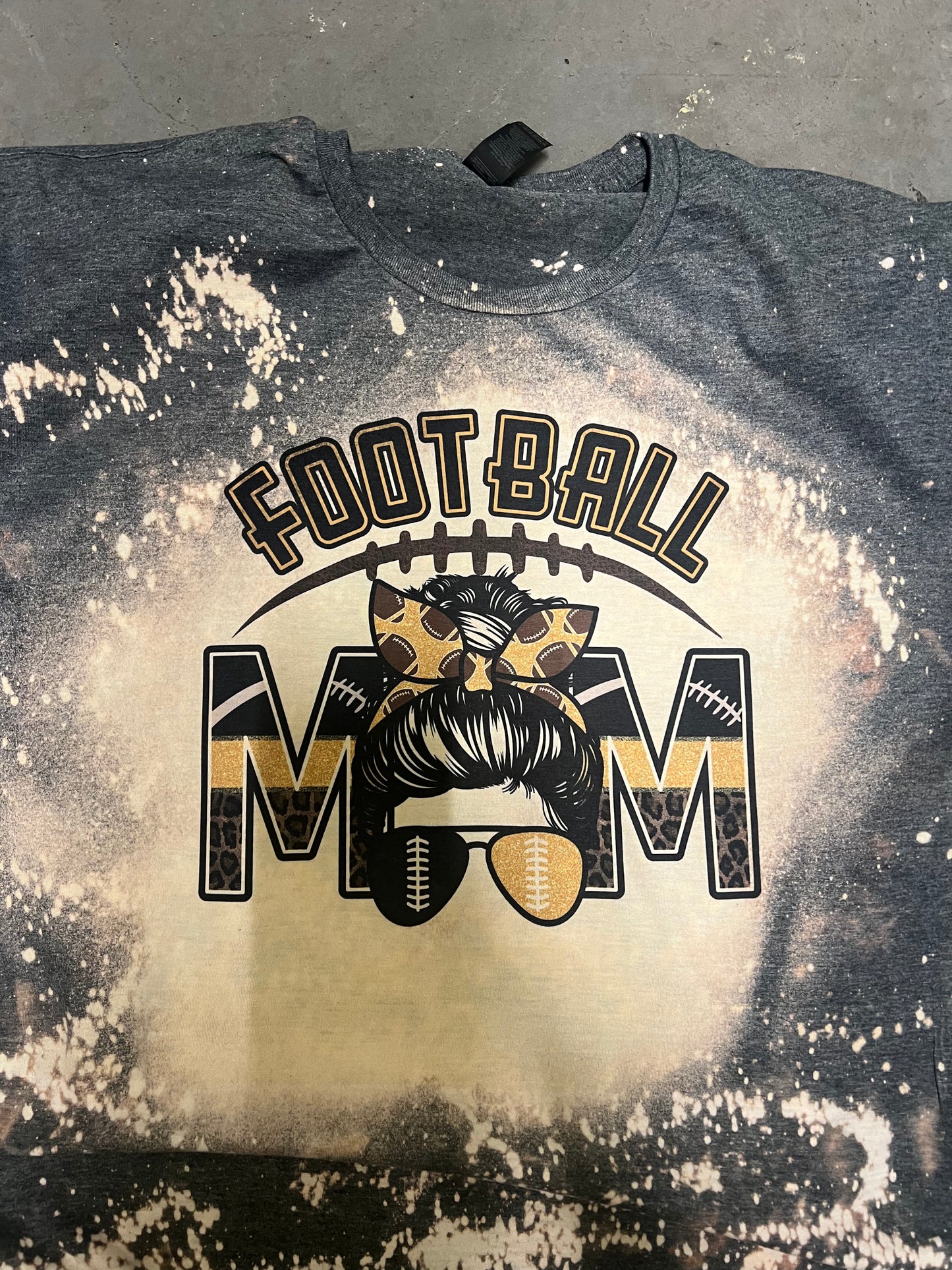 Football mom panthers tee