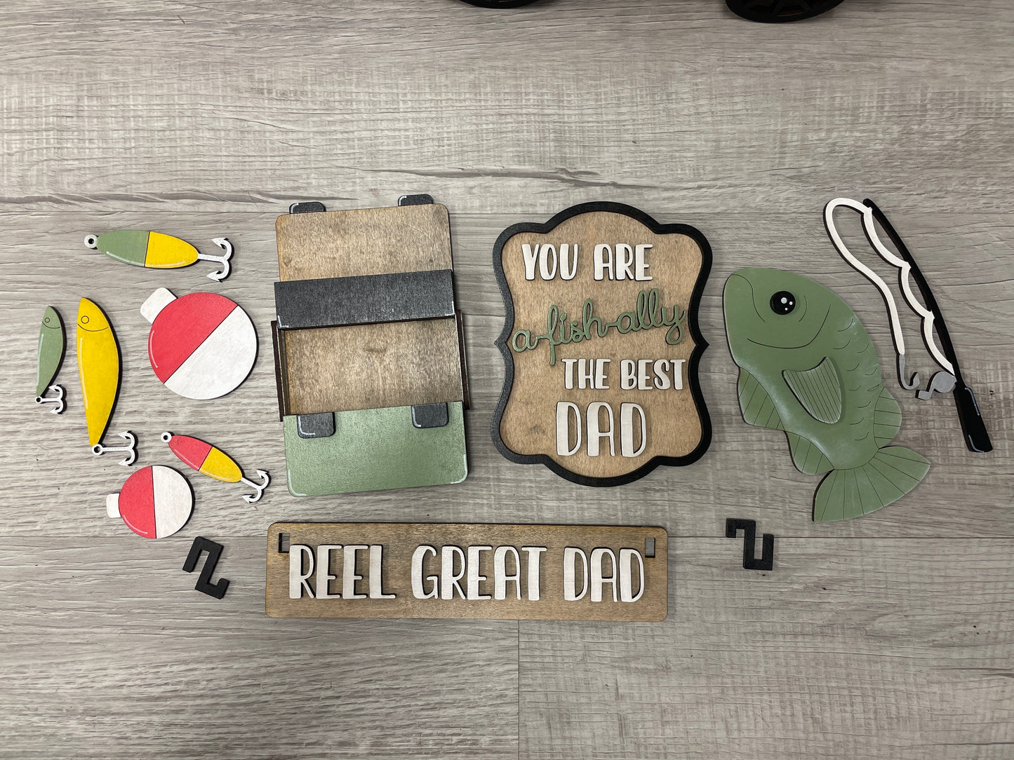 Reel great (fishing) dad interchangeable wagon/shelf insert set