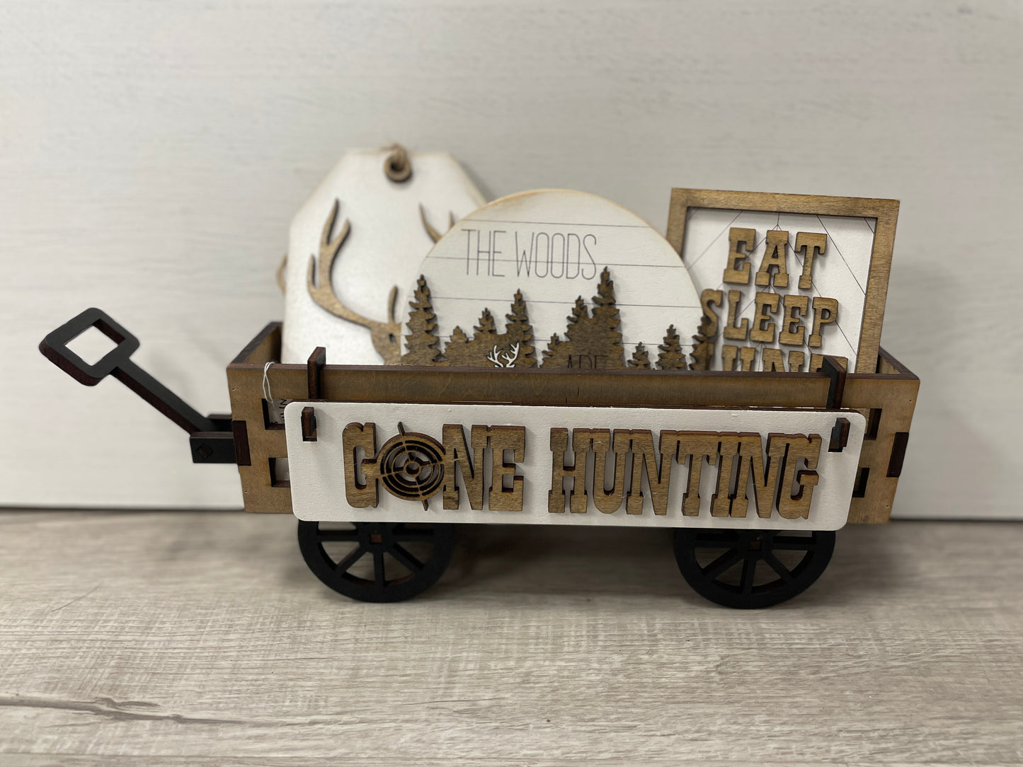 Gone Hunting interchangeable insert set for wagon/shelf