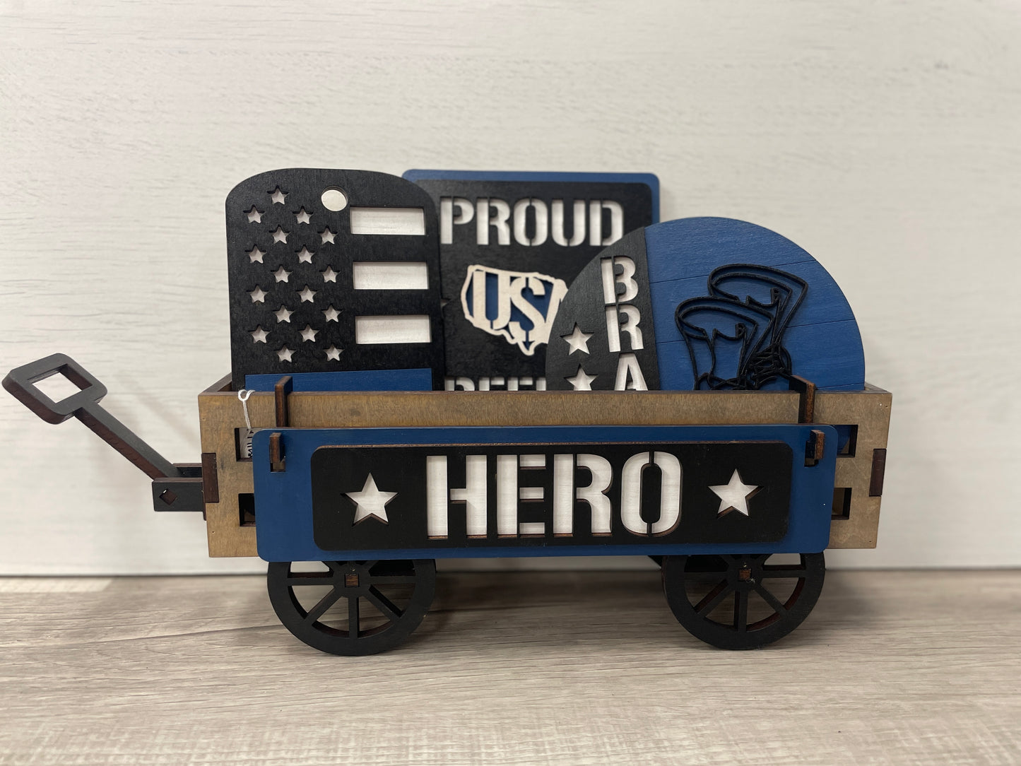 Our hero- soldier wagon/shelf set