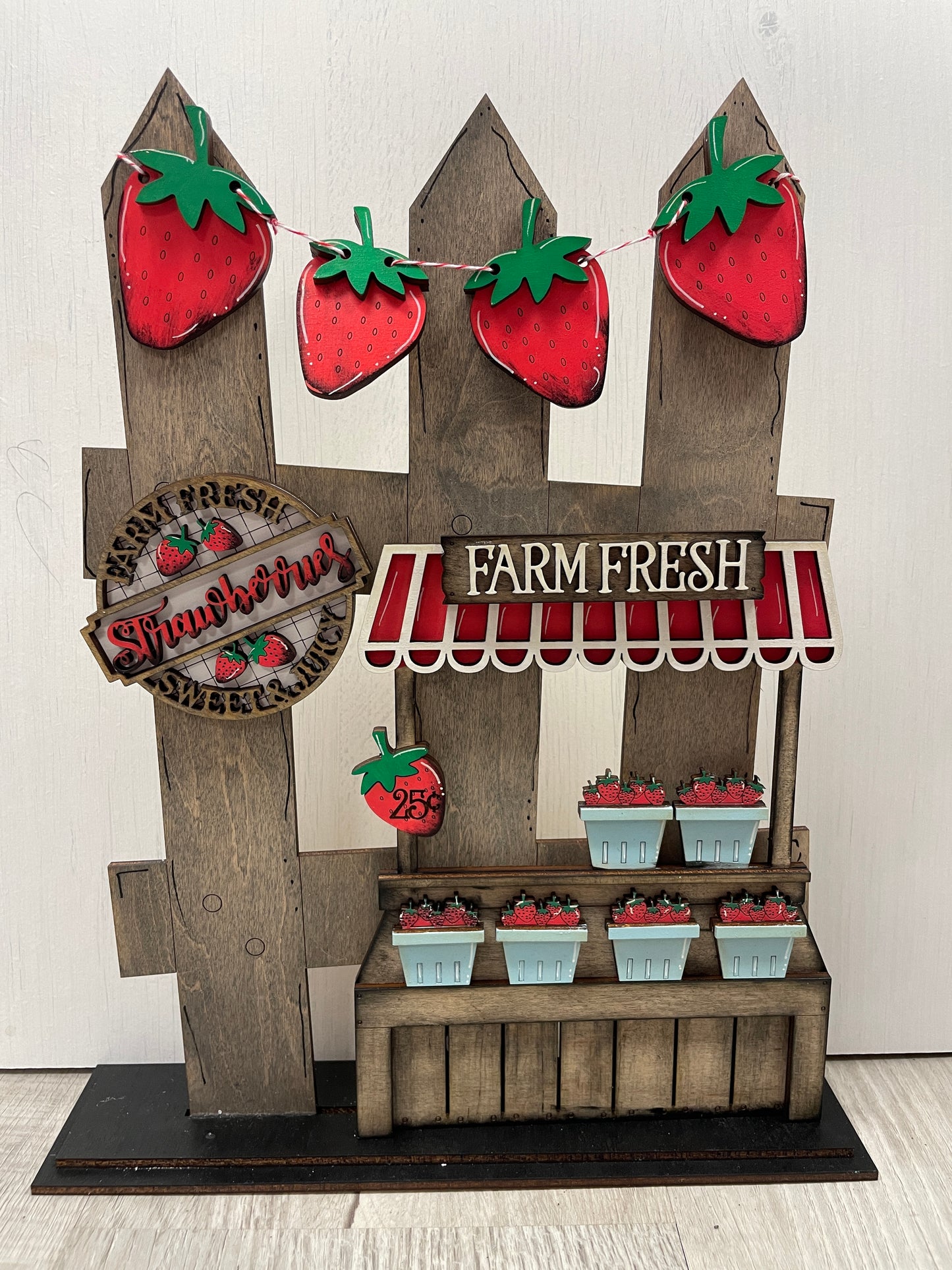 Strawberry stand interchangeable fence set