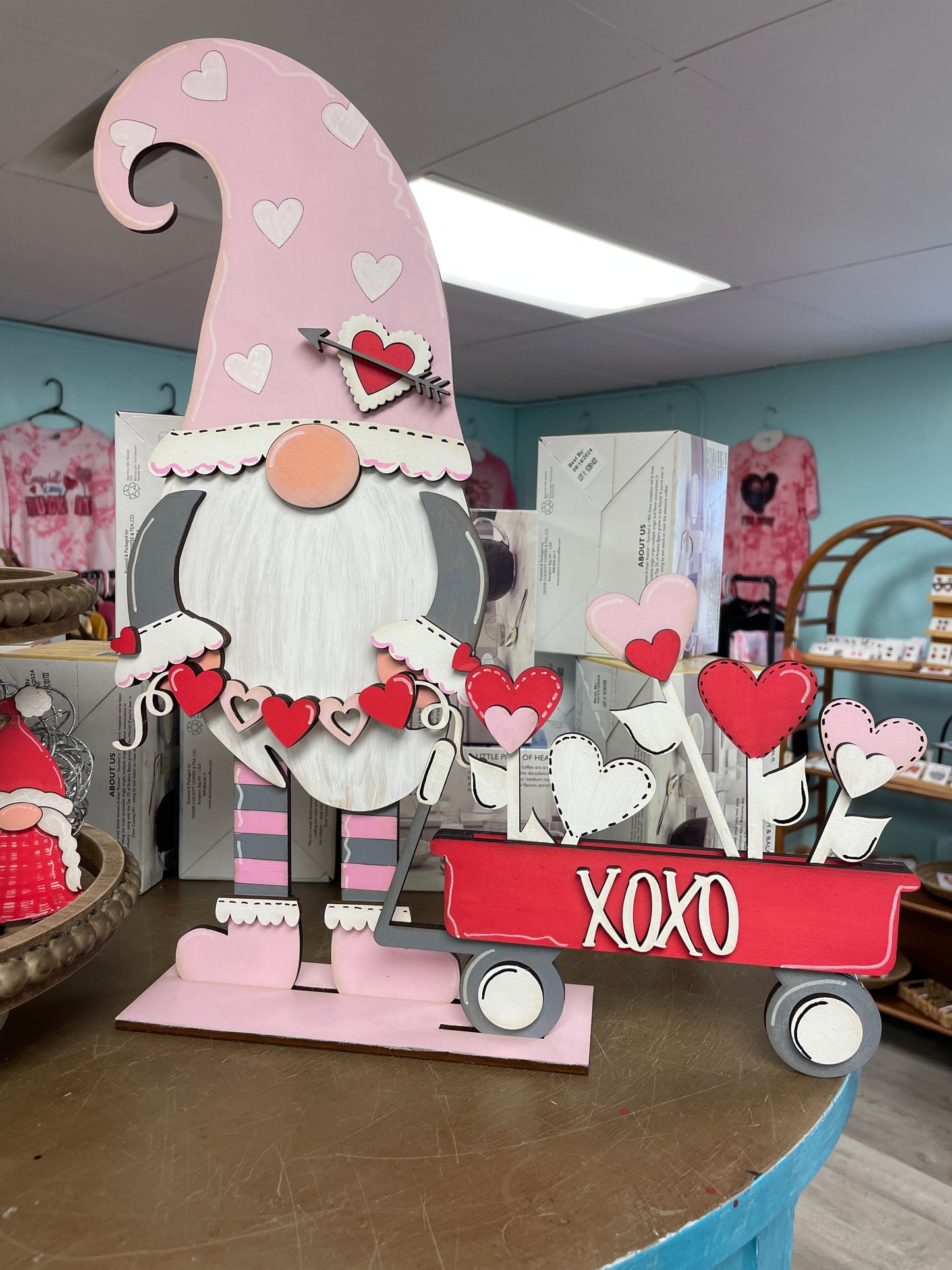 Standing Valentine’s gnome and wagon
