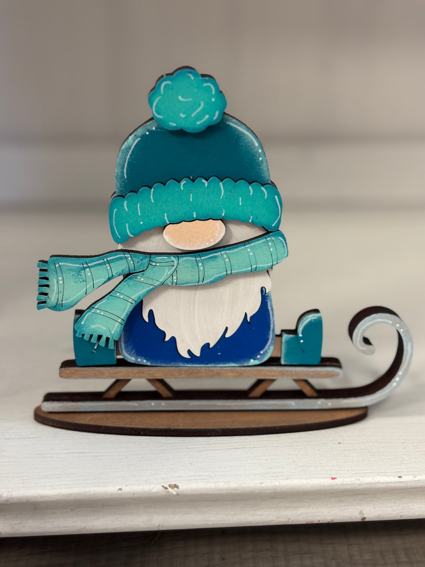 Mini standing gnomes - winter