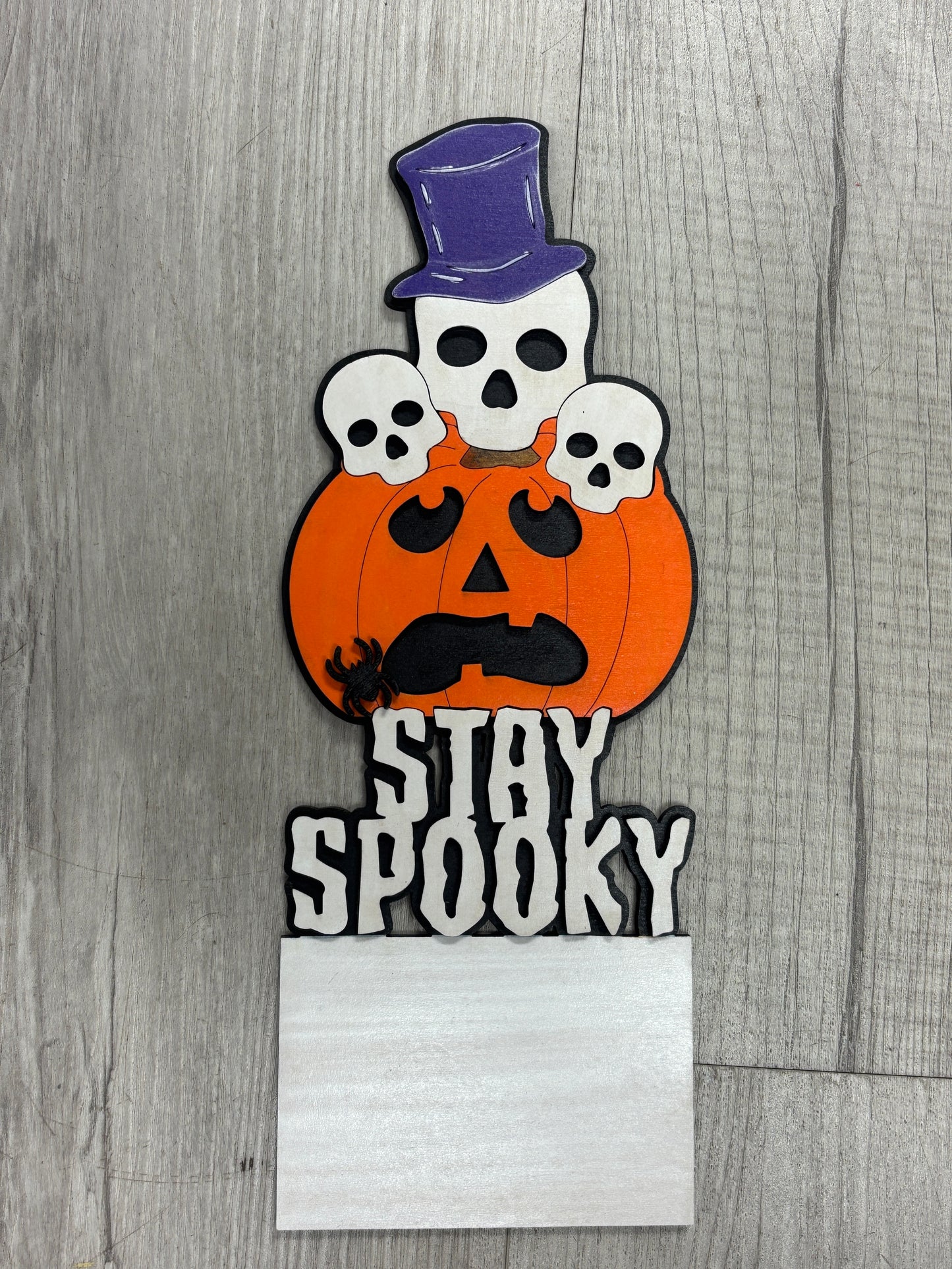 Interchangeable inserts for the Address sign
