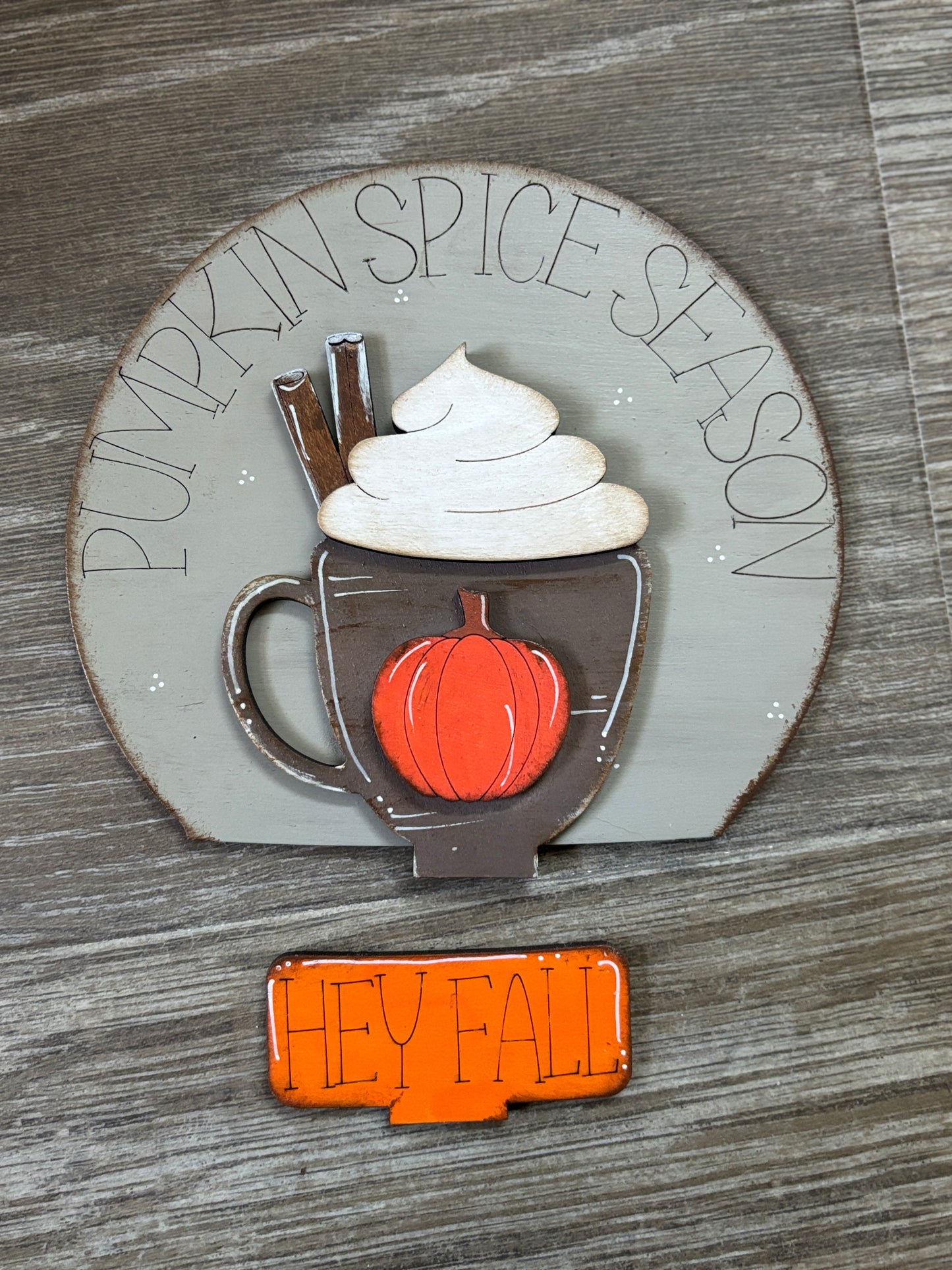 Interchangeable snow globe and inserts (sold separately)