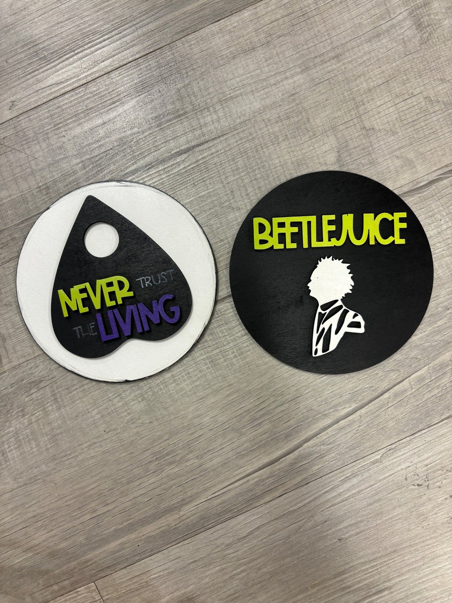 Beetlejuice themed interchangeable round inserts