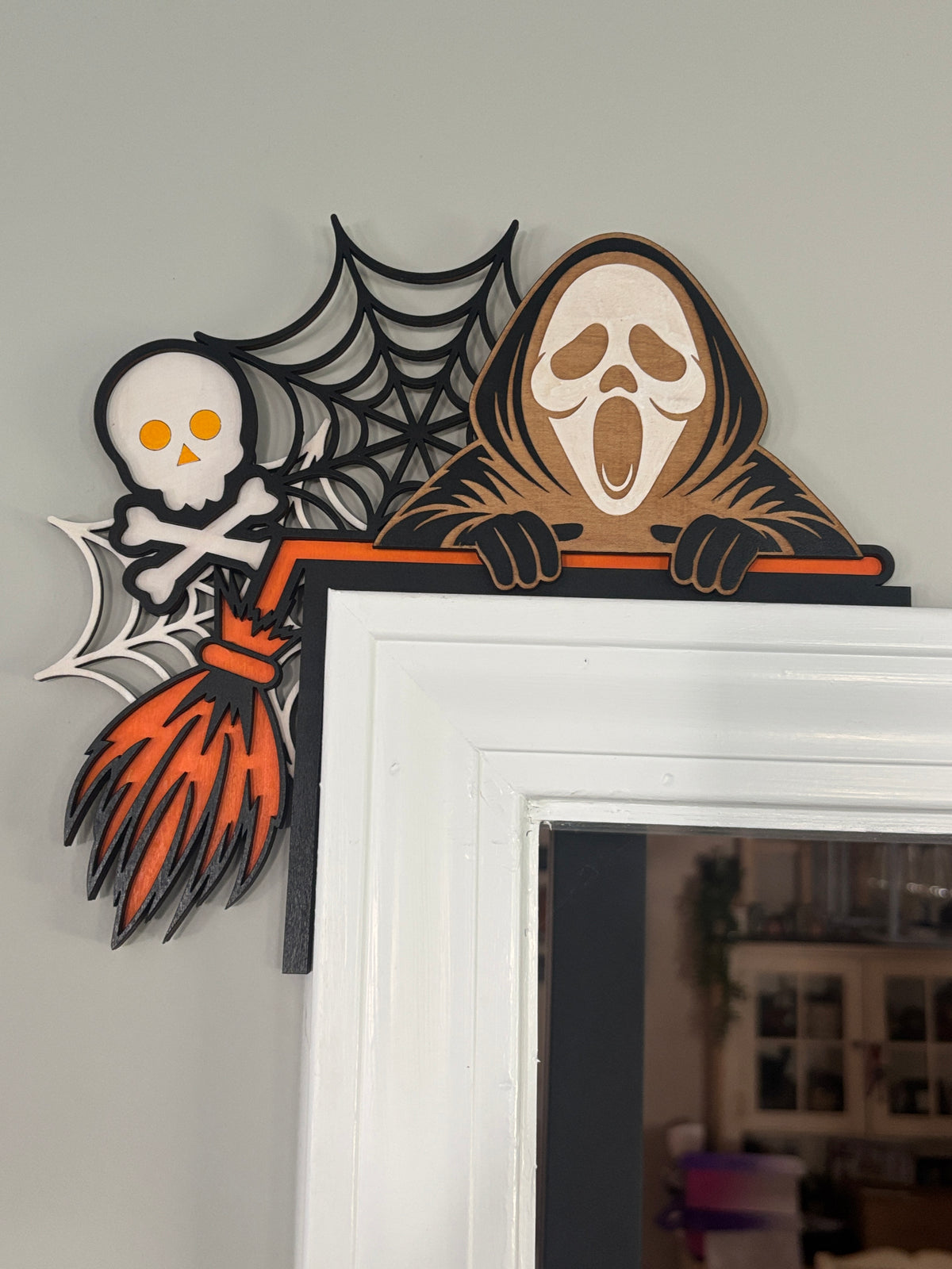 Horror door corner toppers