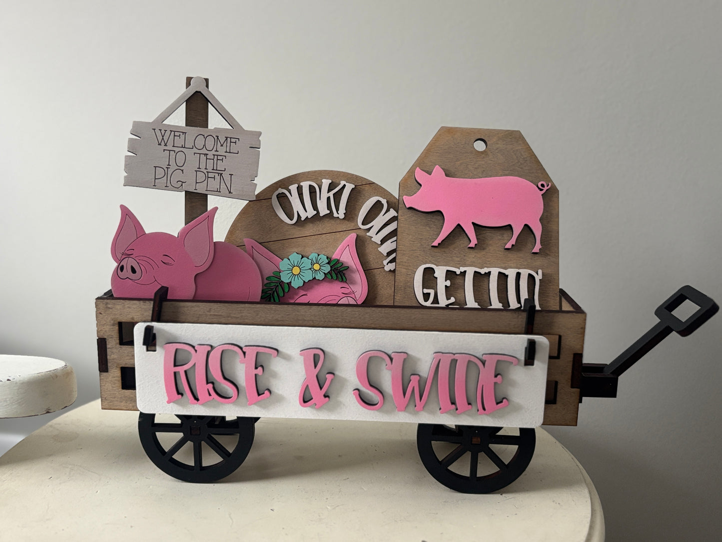 Rise & Swine pig wagon/shelf set