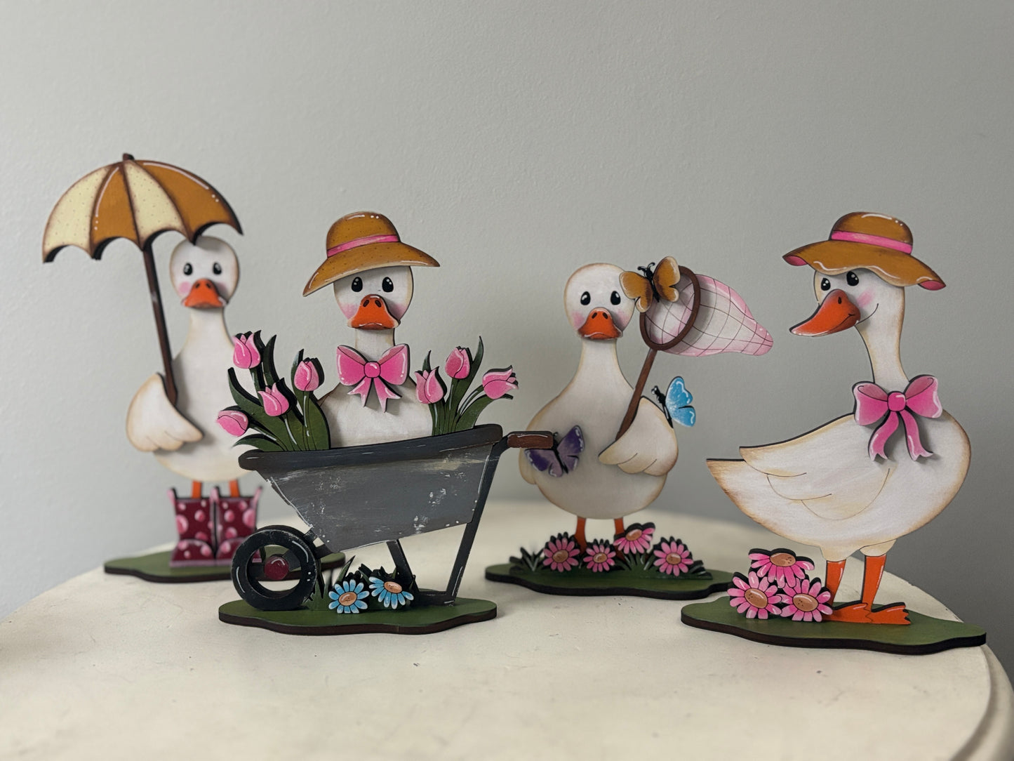 Spring mini standing geese