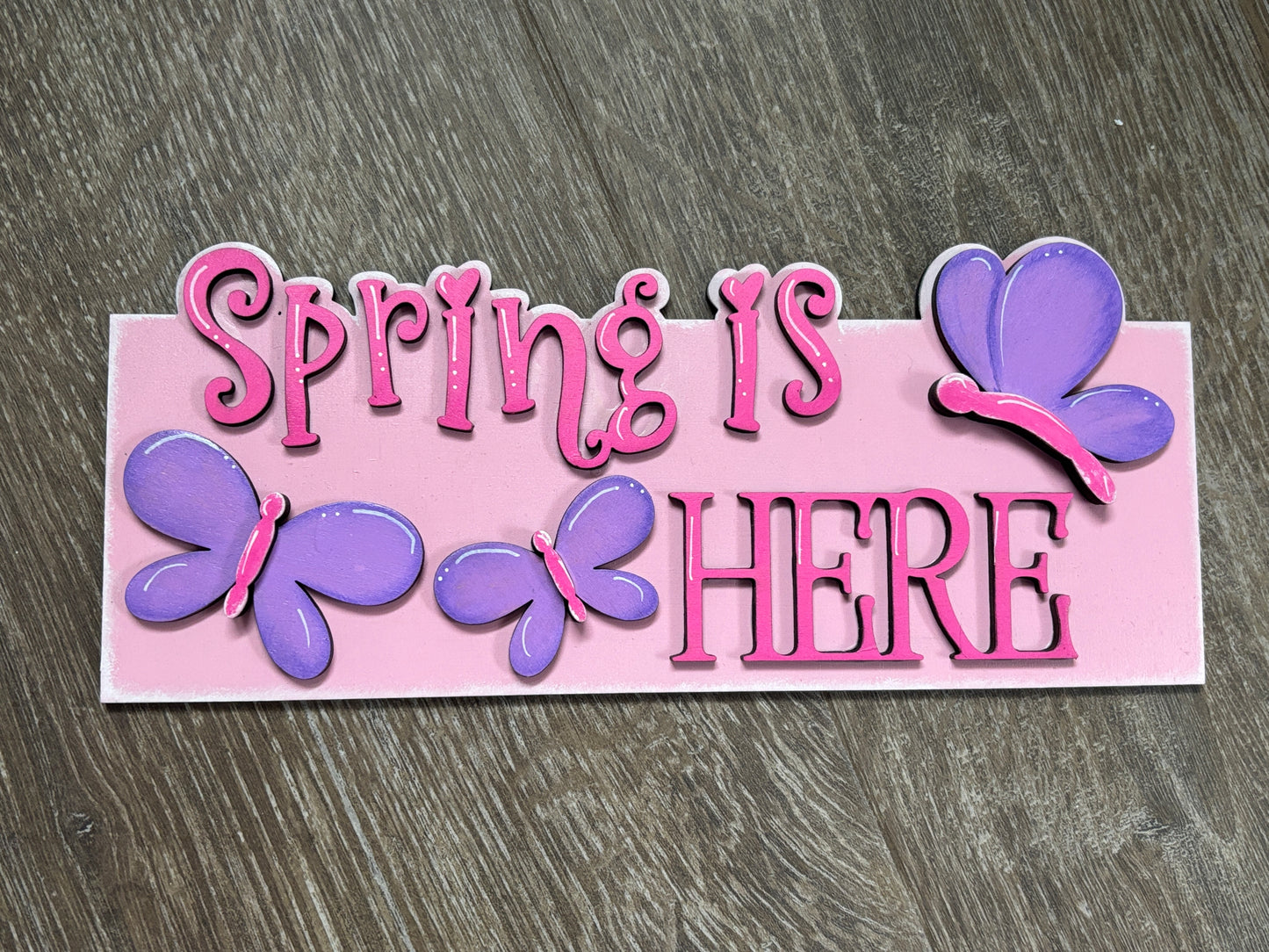Interchangeable banner sign inserts