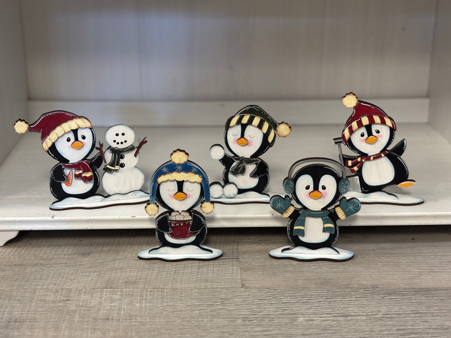 Mini standing penguins - winter