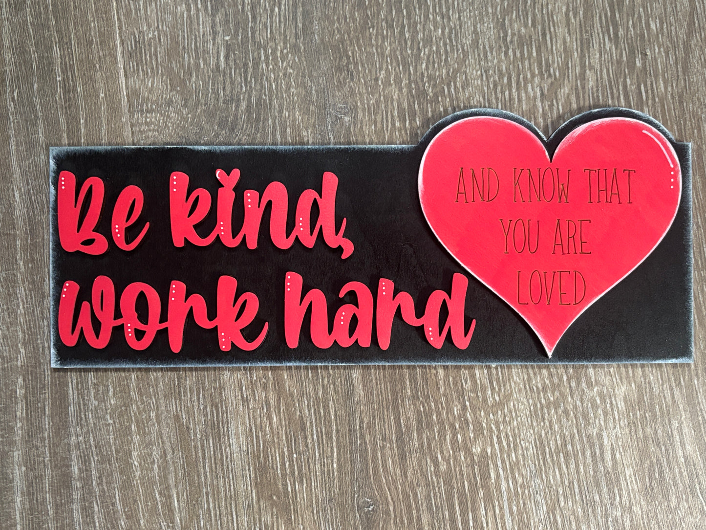 Interchangeable banner sign inserts
