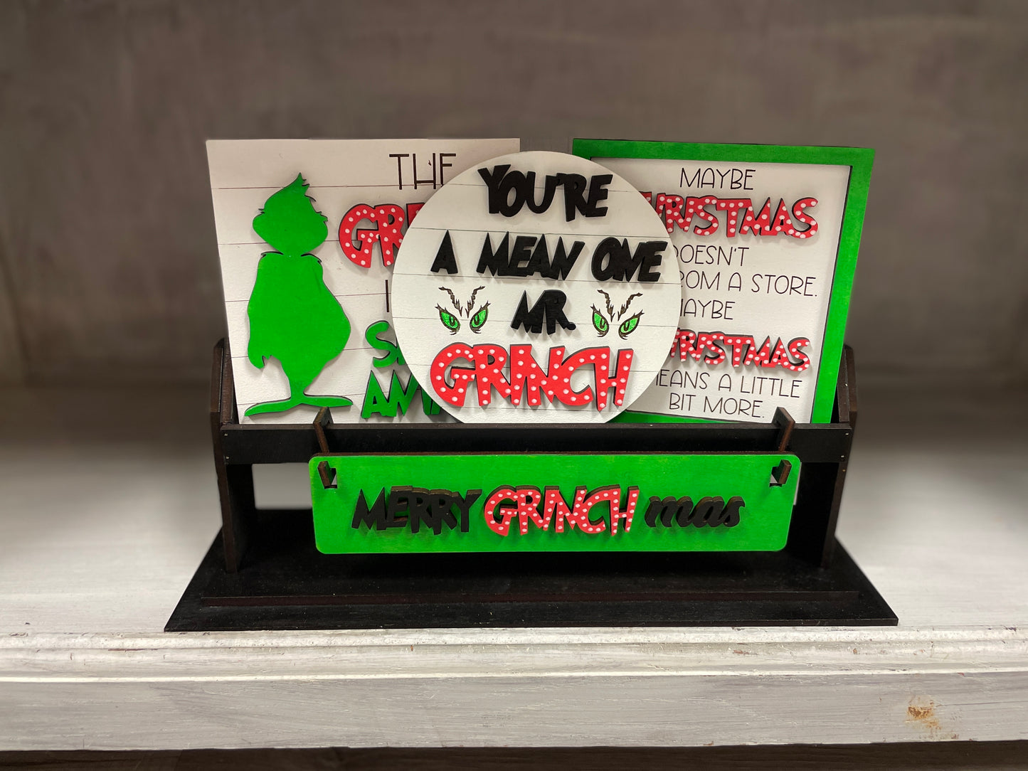 Merry grinchmas interchangeable wagon/shelf insert set