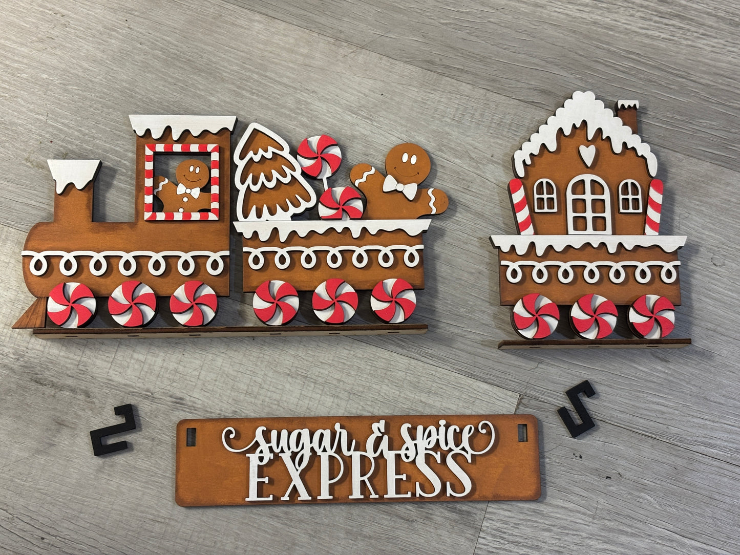 Sugar & Spice Express Christmas wagon/shelf set