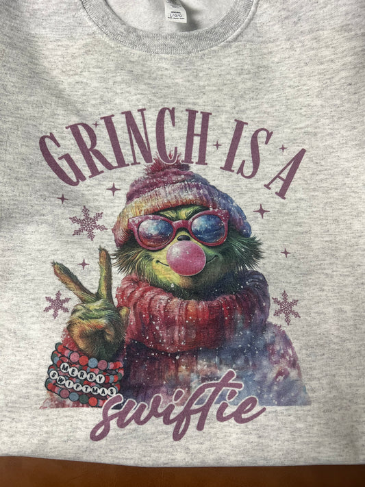 Grinch is a Swiftie crew