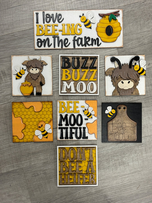 Bee - highland cow square inserts