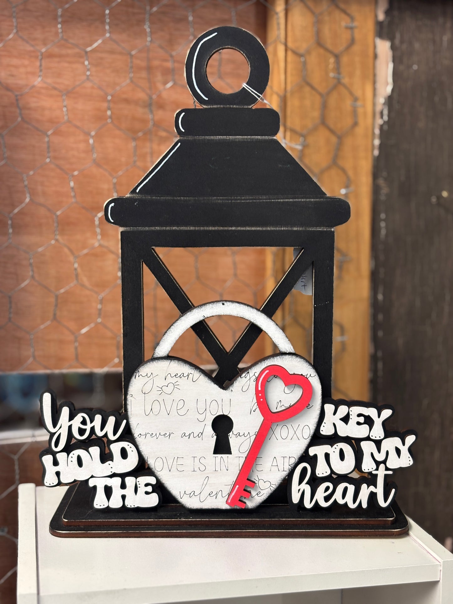 Lantern with candle (battery operated) with interchangeable inserts