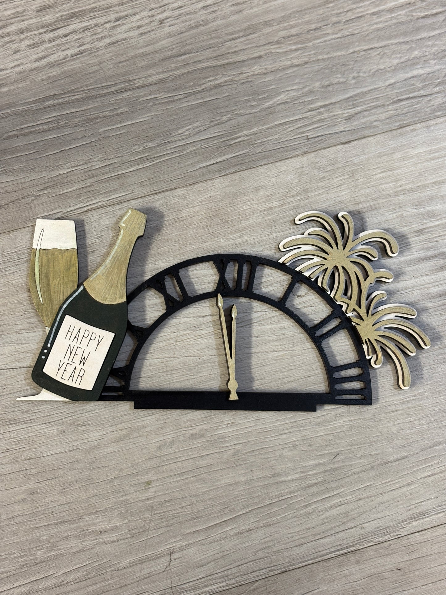 Lantern with candle (battery operated) with interchangeable inserts