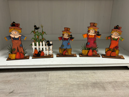 Mini standing scarecrows