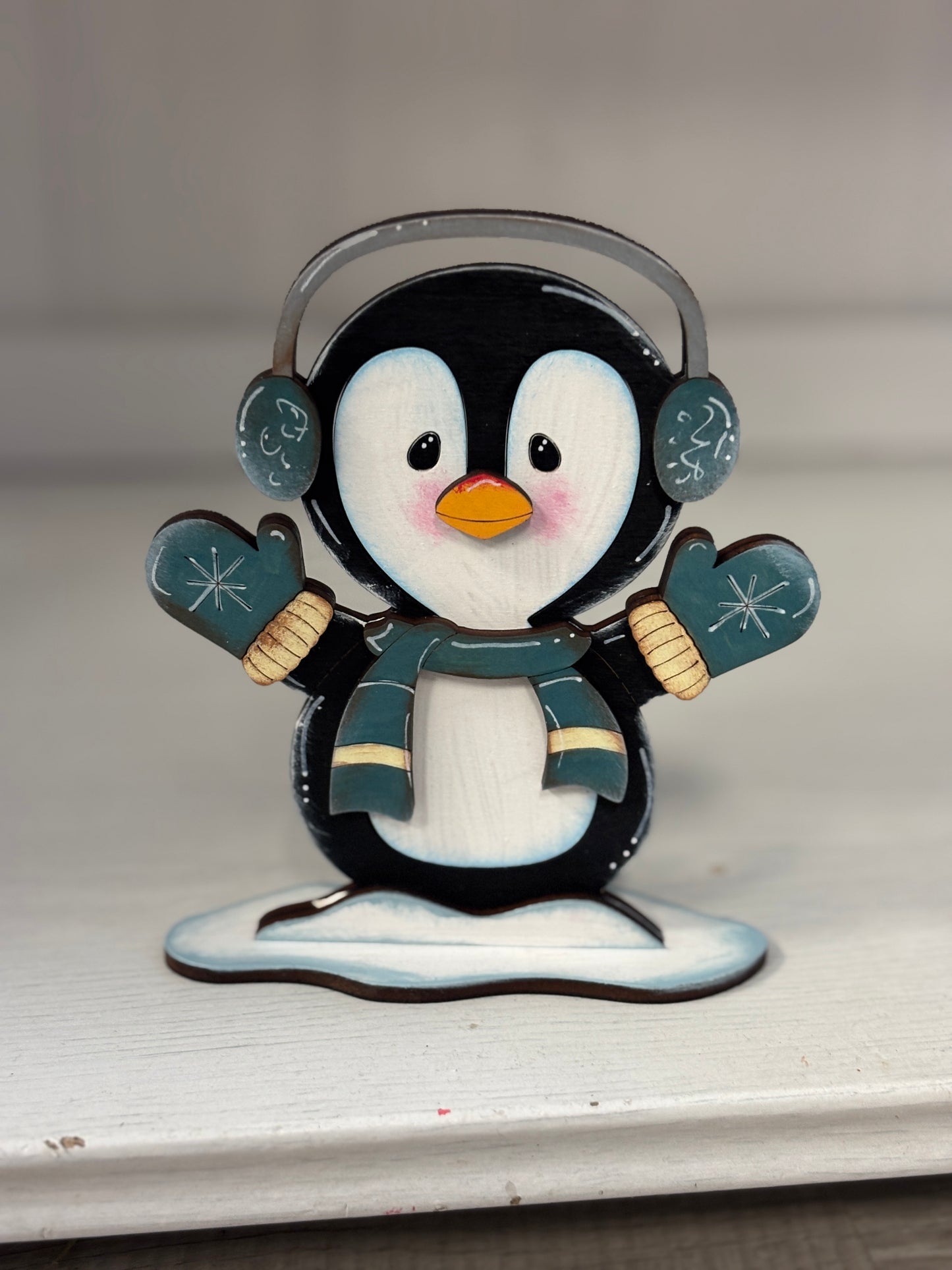 Mini standing penguins - winter