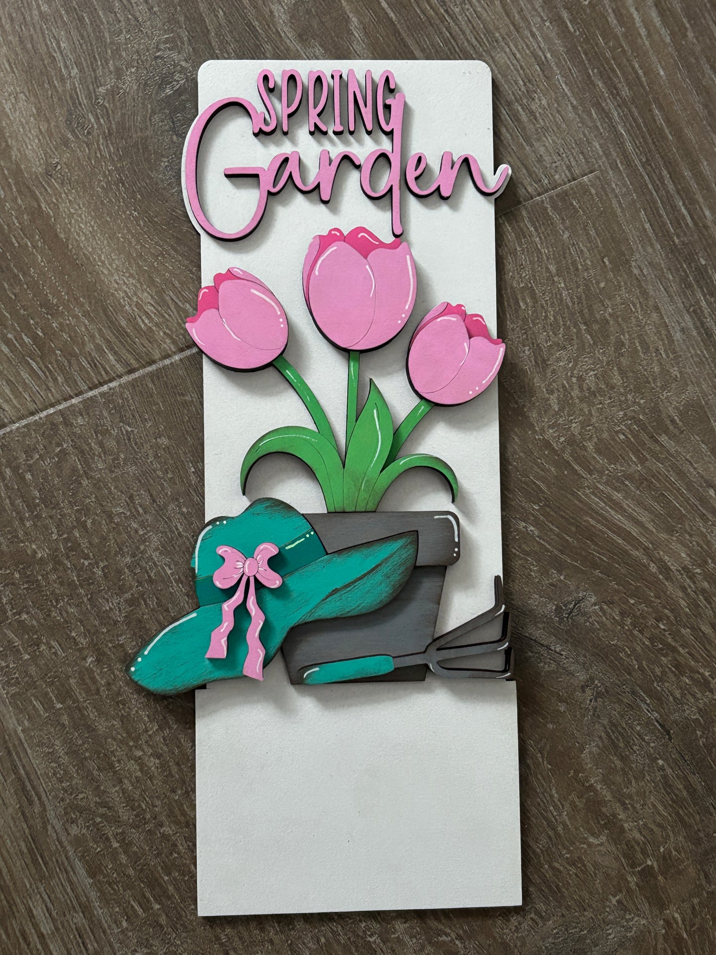 Interchangeable inserts for the Address sign
