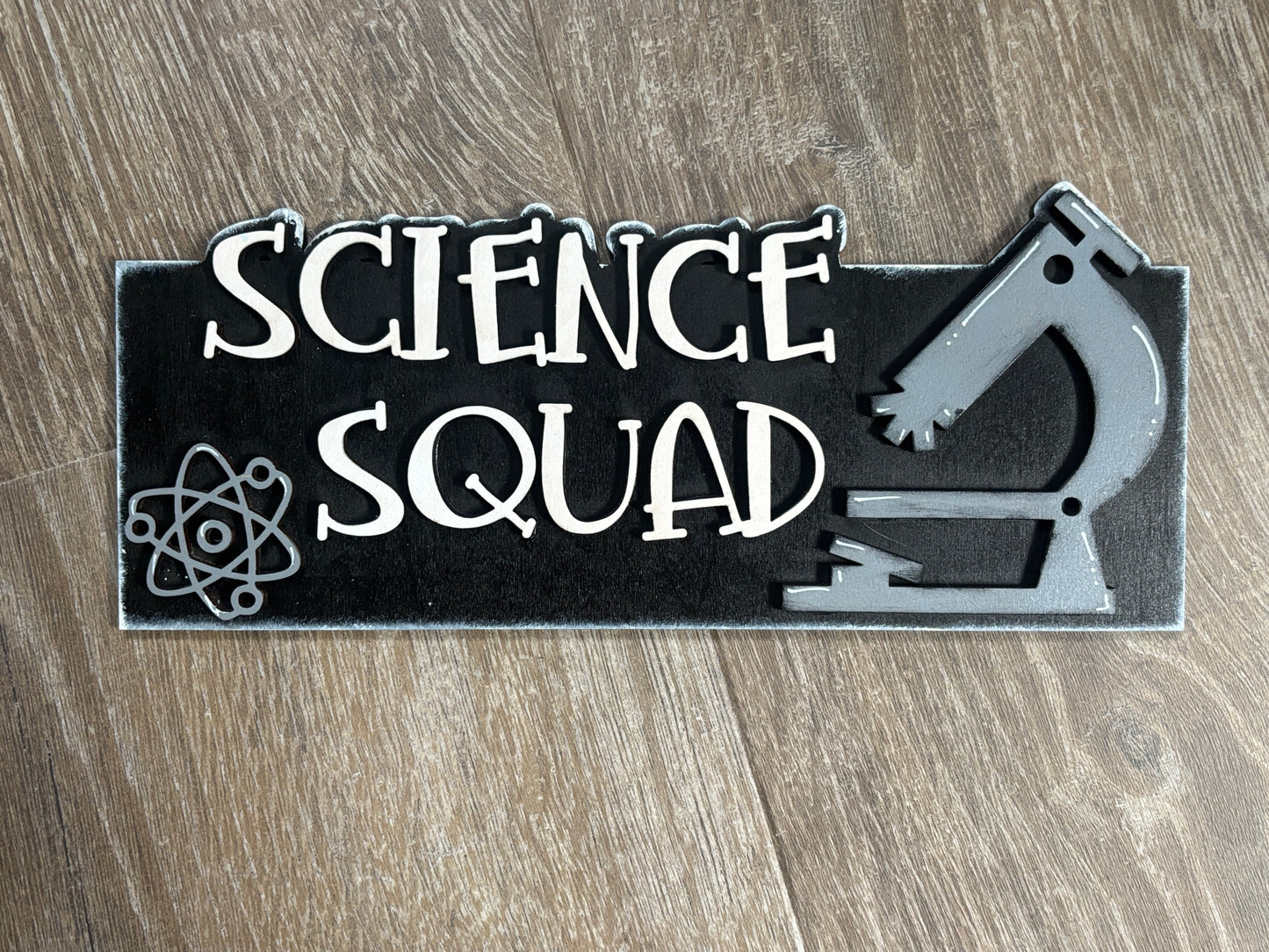 Interchangeable banner sign inserts