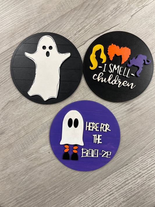 Interchangeable Halloween round inserts