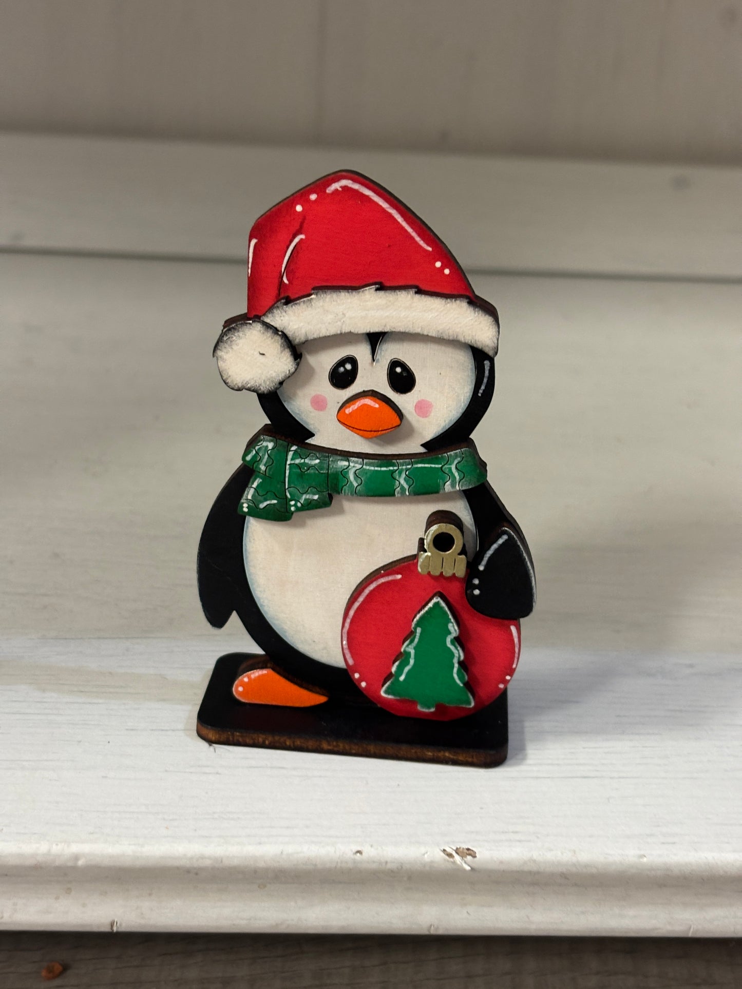 Standing Christmas penguins