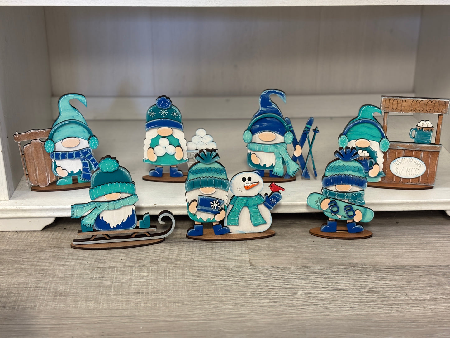 Mini standing gnomes - winter