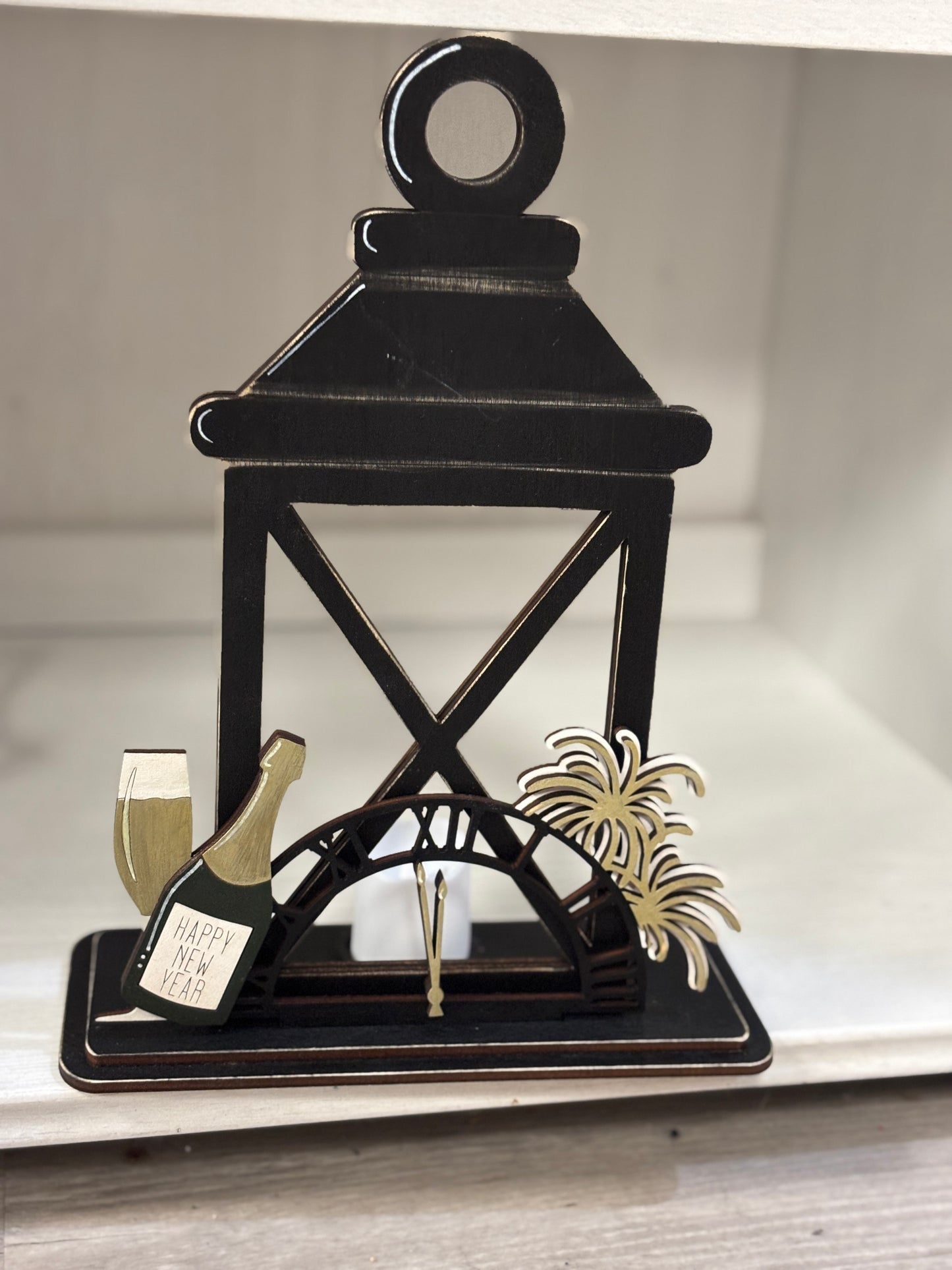 Lantern with candle (battery operated) with interchangeable inserts