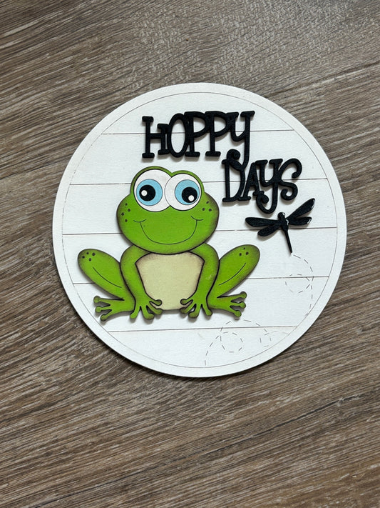 Frog- Hoppy days round interchangeable insert