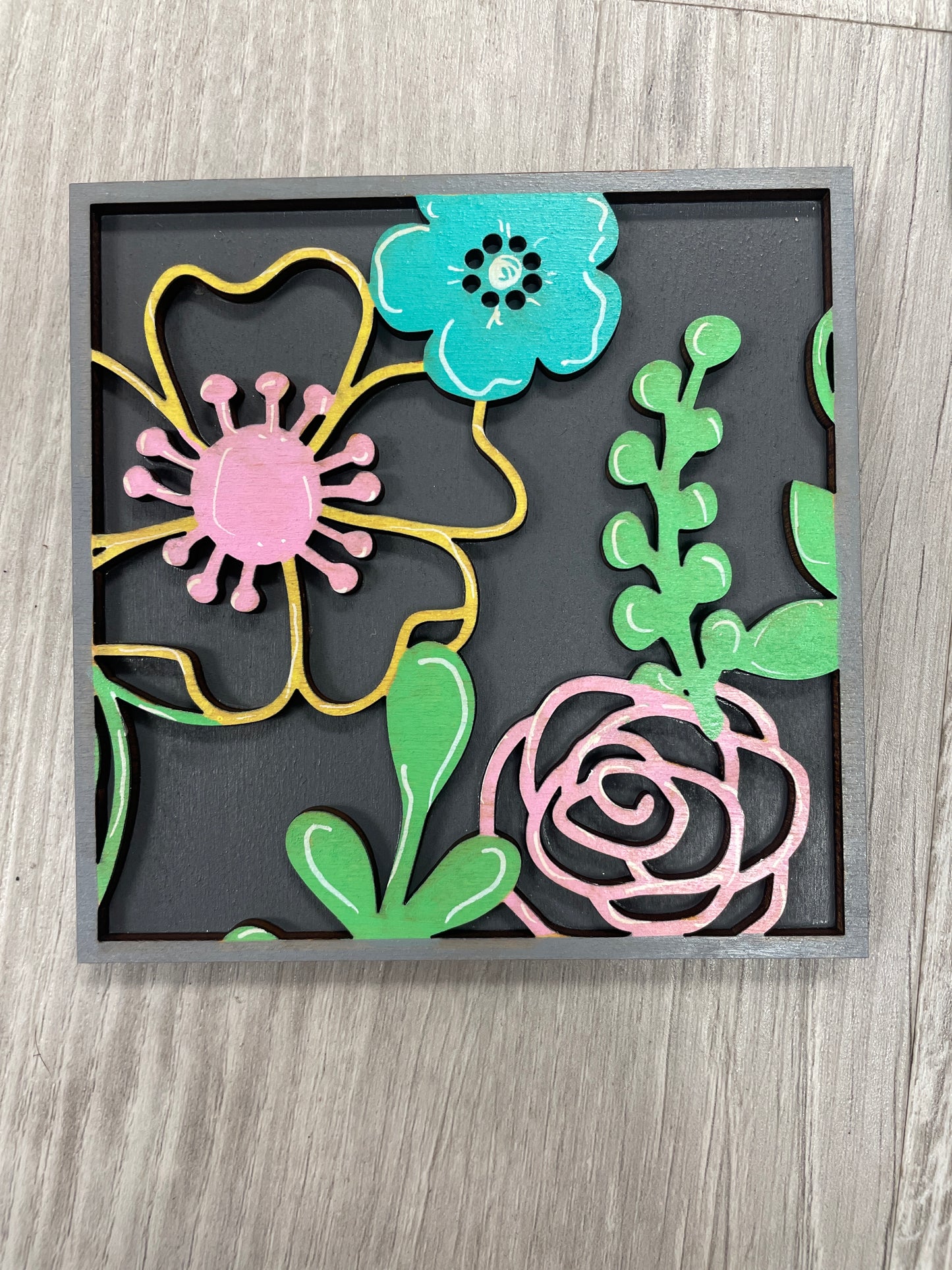 Spring interchangeable square inserts