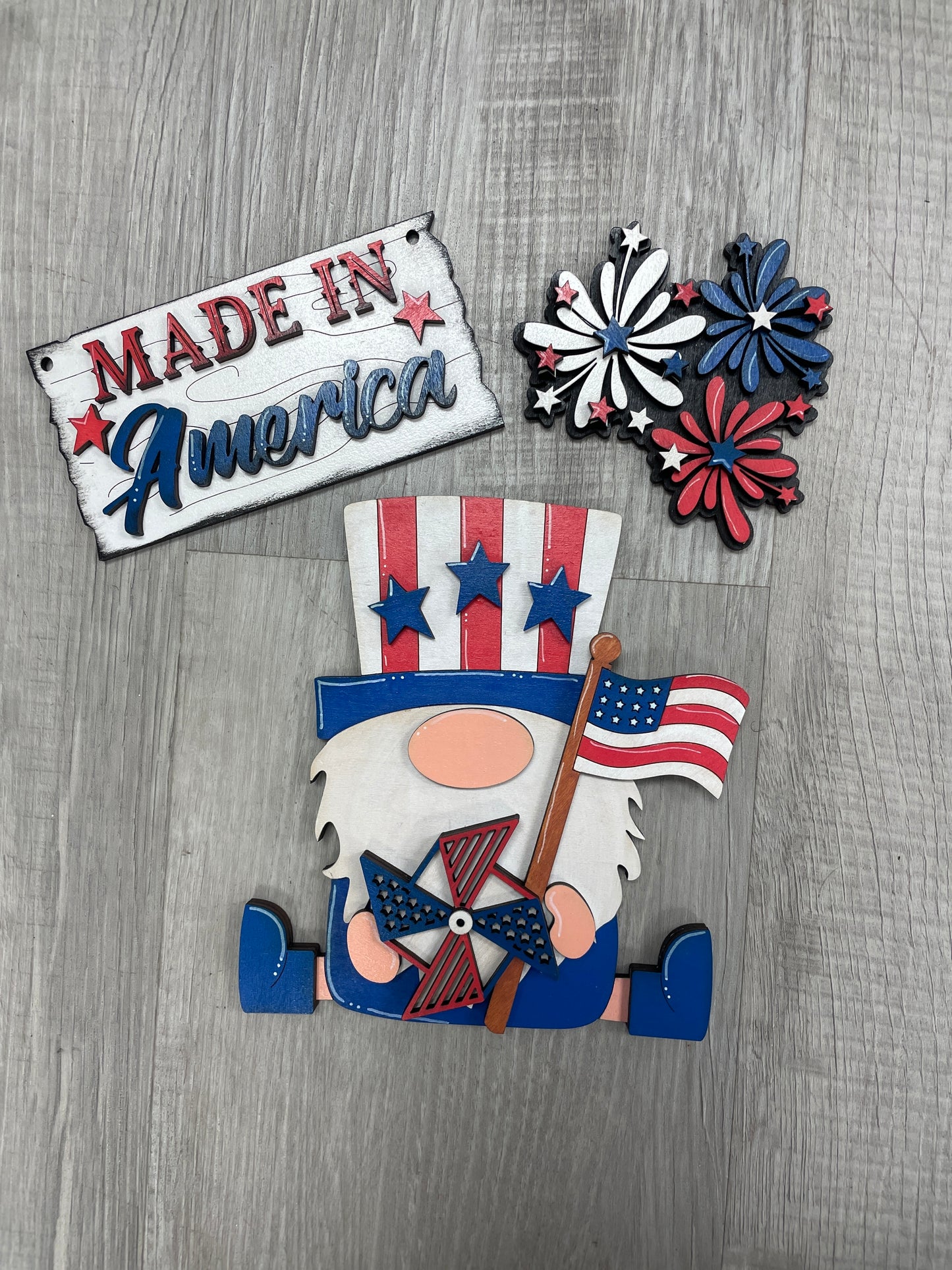 Gnome made in America patriotic interchangeable fence set