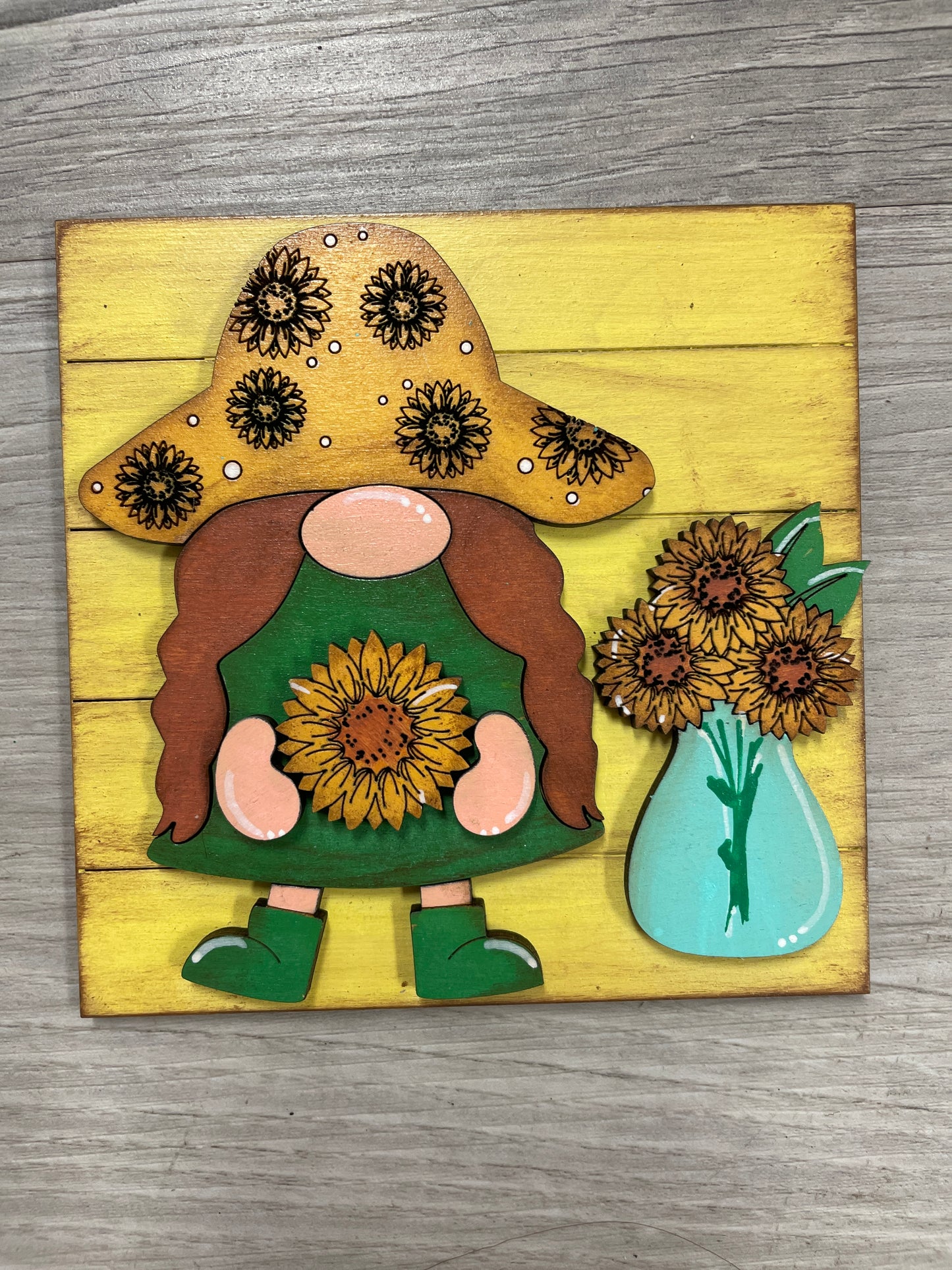 Sunflower themed interchangeable square and rectangle inserts